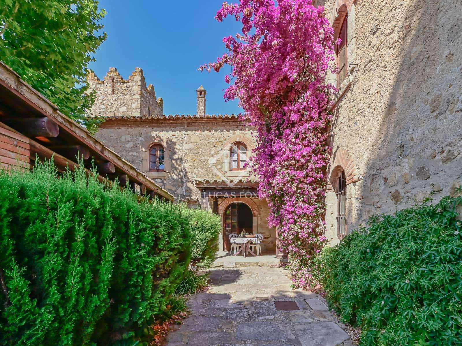 10 soverom Finca/Herregård til salgs i Castell d'Aro med garasje - € 1 400 000 (Ref: 9144491)