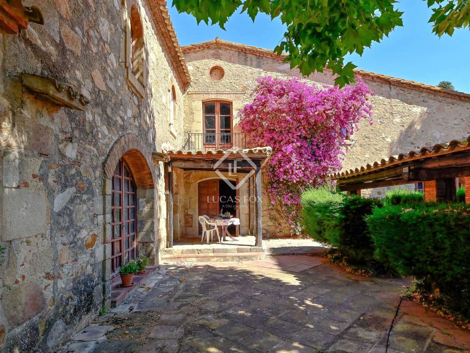 10 soverom Finca/Herregård til salgs i Castell d'Aro med garasje - € 1 400 000 (Ref: 9144491)