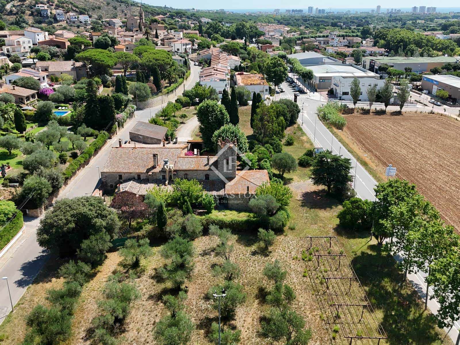 10 soverom Finca/Herregård til salgs i Castell d'Aro med garasje - € 1 400 000 (Ref: 9144491)