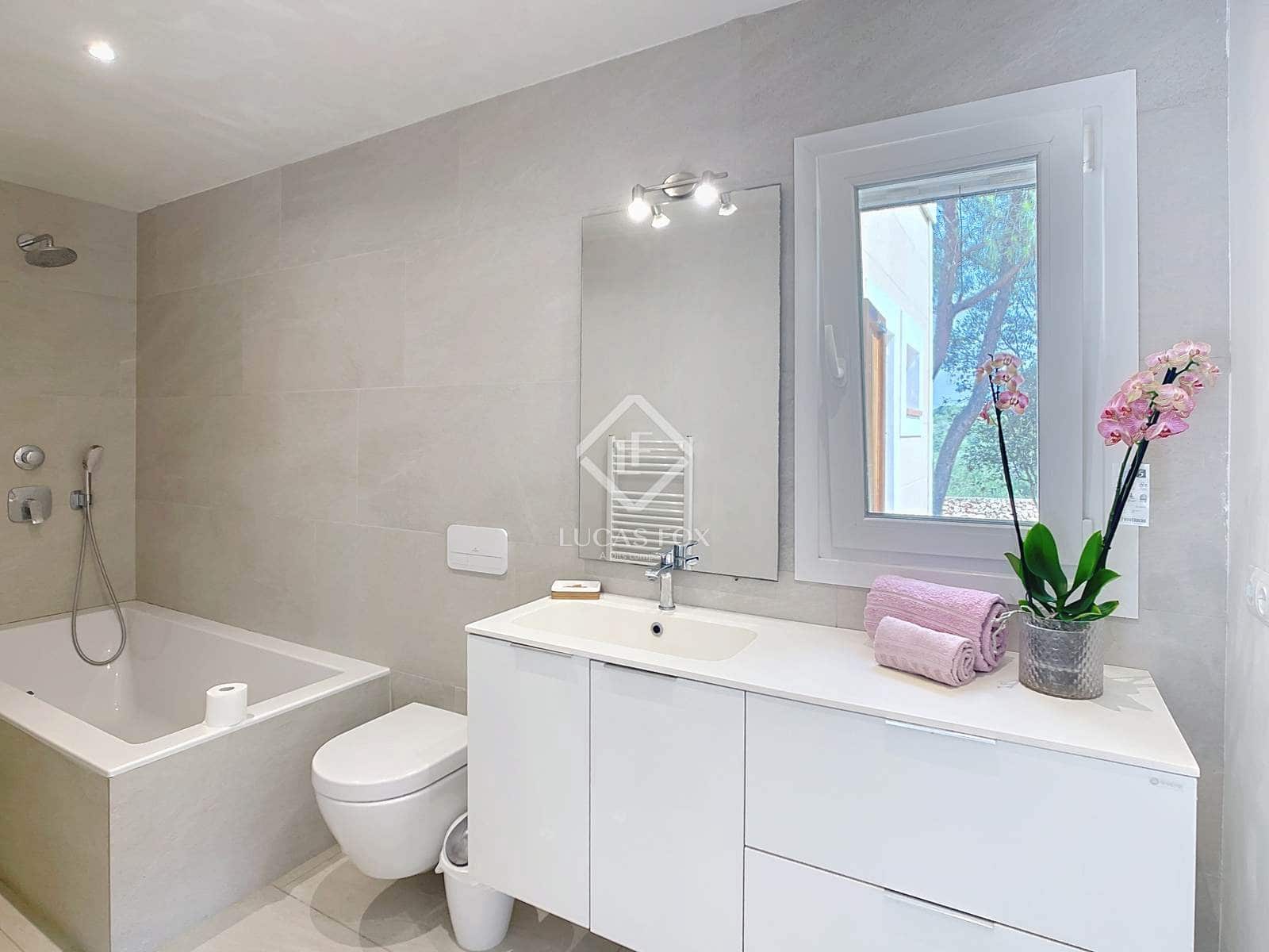 5 soveværelse Finca/Landehus til salg i Ciutadella de Menorca med swimmingpool - € 2.400.000 (Ref: 9145754)