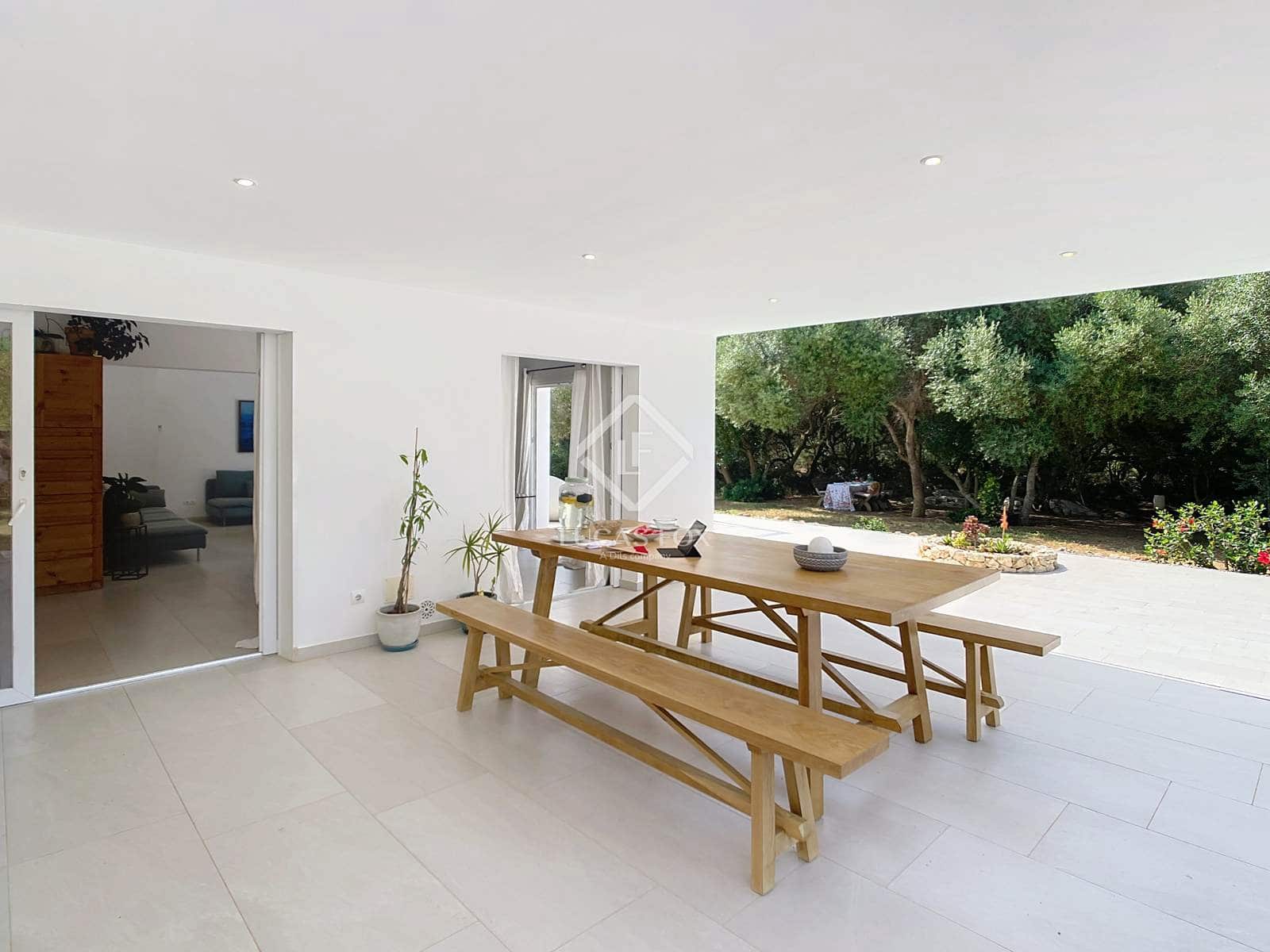 5 soveværelse Finca/Landehus til salg i Ciutadella de Menorca med swimmingpool - € 2.400.000 (Ref: 9145754)