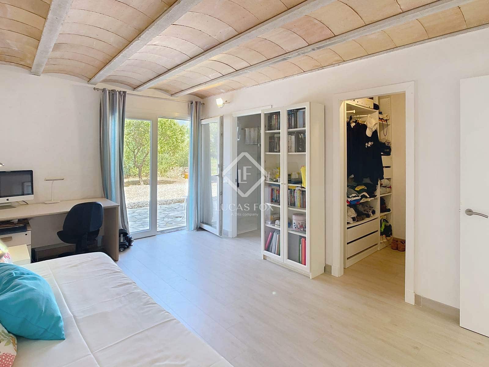 5 soveværelse Finca/Landehus til salg i Ciutadella de Menorca med swimmingpool - € 2.400.000 (Ref: 9145754)