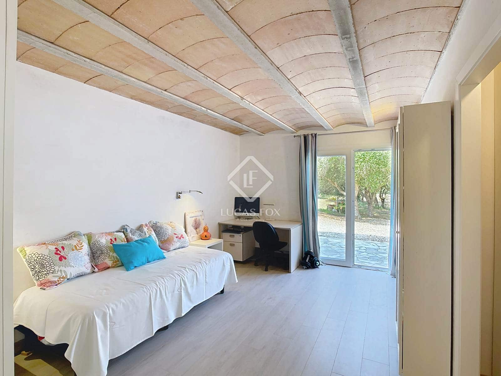 5 soveværelse Finca/Landehus til salg i Ciutadella de Menorca med swimmingpool - € 2.400.000 (Ref: 9145754)