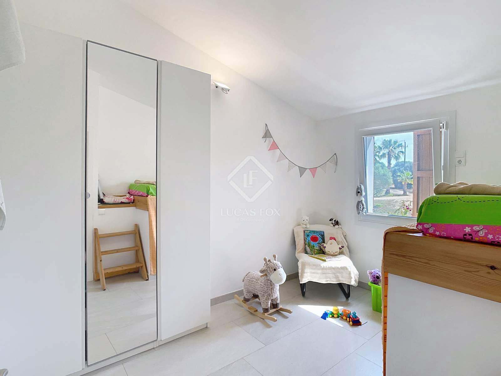 5 soveværelse Finca/Landehus til salg i Ciutadella de Menorca med swimmingpool - € 2.400.000 (Ref: 9145754)