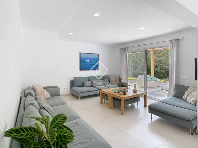 5 slaapkamer Finca/Landhuis te koop in Ciutadella de Menorca met zwembad - € 2.400.000 (Ref: 9145754)