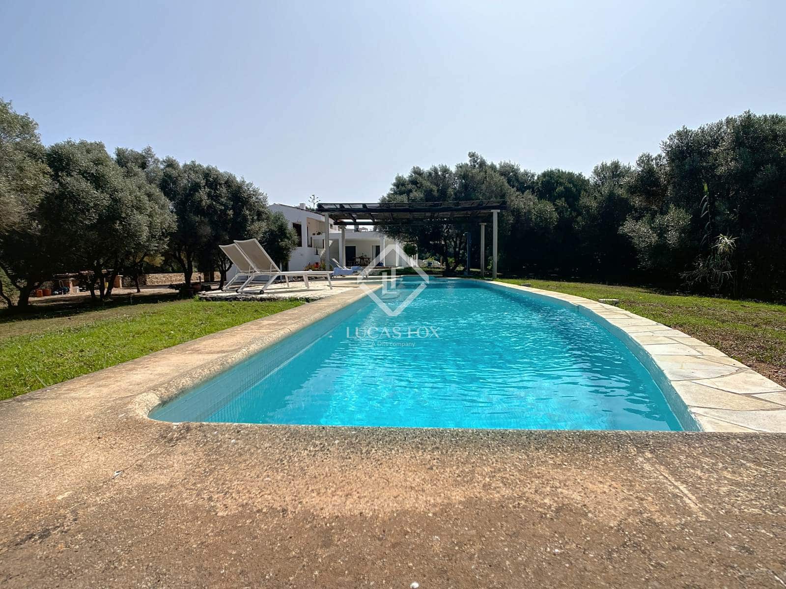 5 soveværelse Finca/Landehus til salg i Ciutadella de Menorca med swimmingpool - € 2.400.000 (Ref: 9145754)