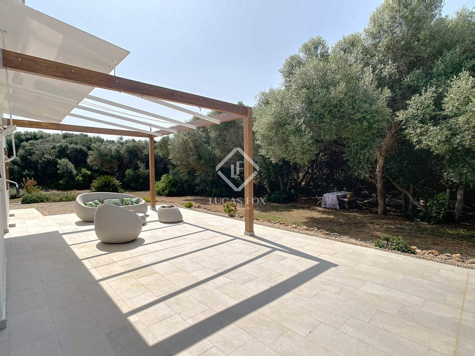 5 soveværelse Finca/Landehus til salg i Ciutadella de Menorca med swimmingpool - € 2.400.000 (Ref: 9145754)