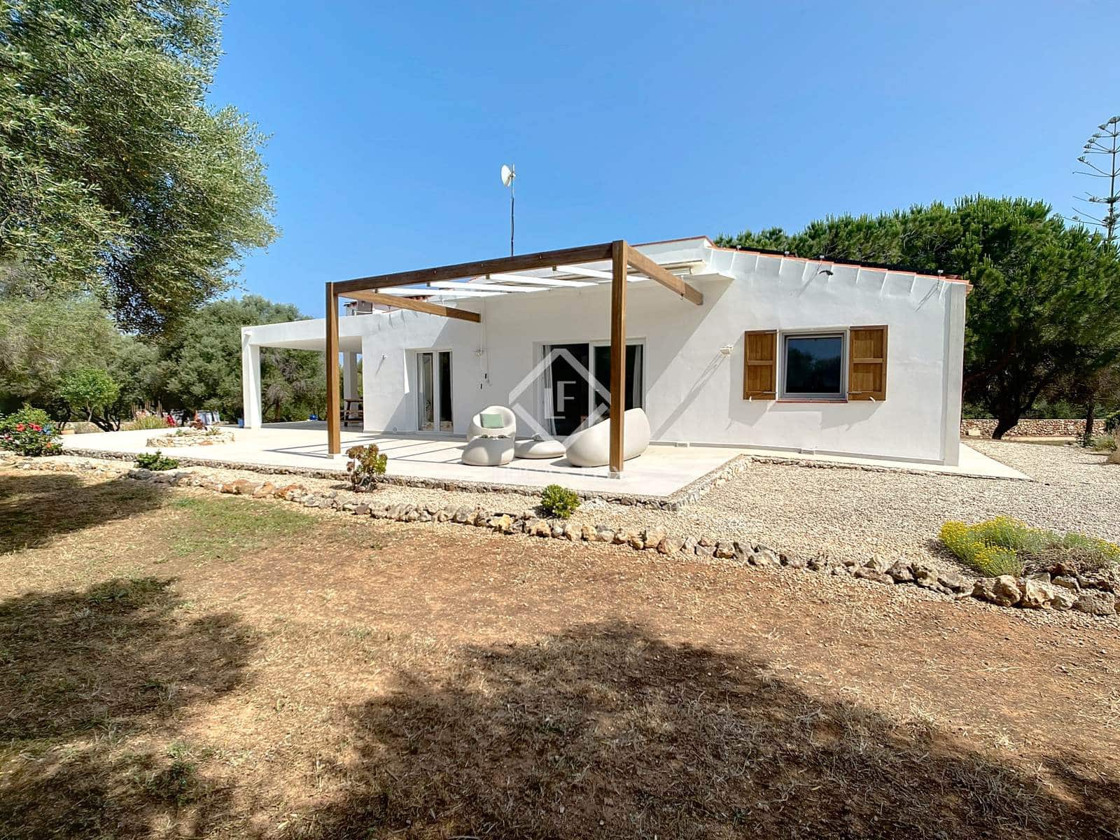 5 soveværelse Finca/Landehus til salg i Ciutadella de Menorca med swimmingpool - € 2.400.000 (Ref: 9145754)