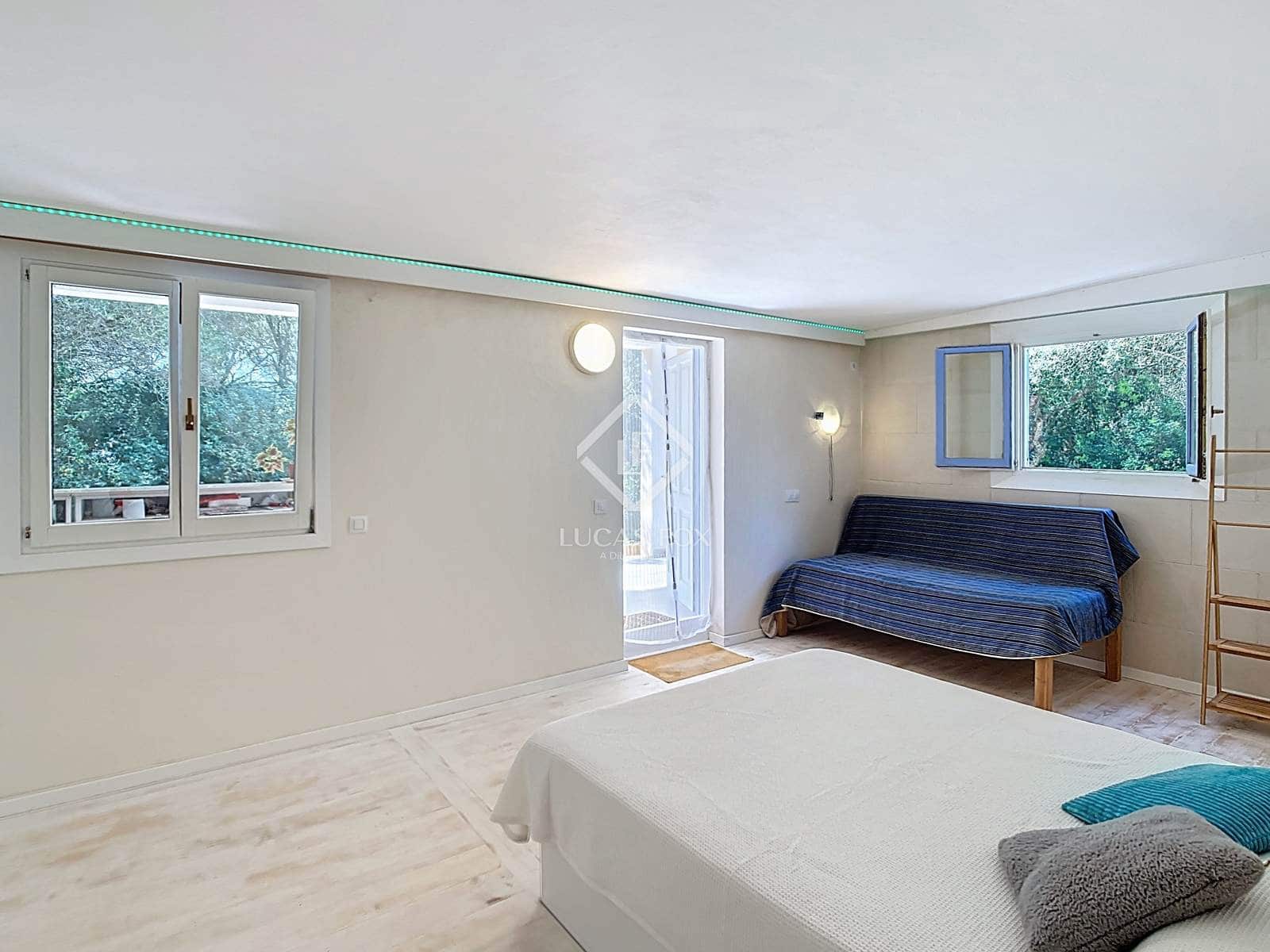 5 soveværelse Finca/Landehus til salg i Ciutadella de Menorca med swimmingpool - € 2.400.000 (Ref: 9145754)