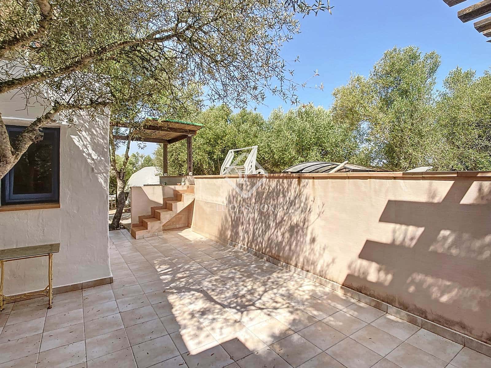 5 soveværelse Finca/Landehus til salg i Ciutadella de Menorca med swimmingpool - € 2.400.000 (Ref: 9145754)