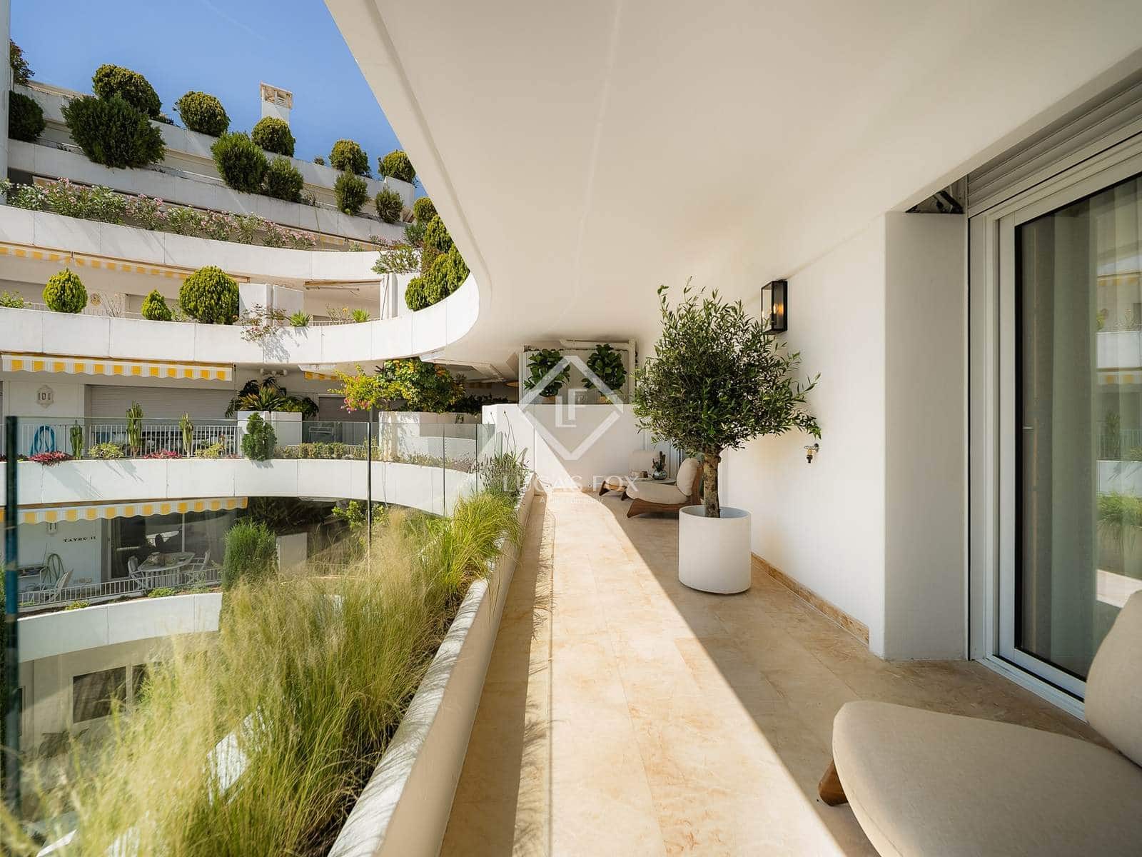 3 slaapkamer Appartement te koop in Marbella met zwembad garage - € 1.350.000 (Ref: 9146095)