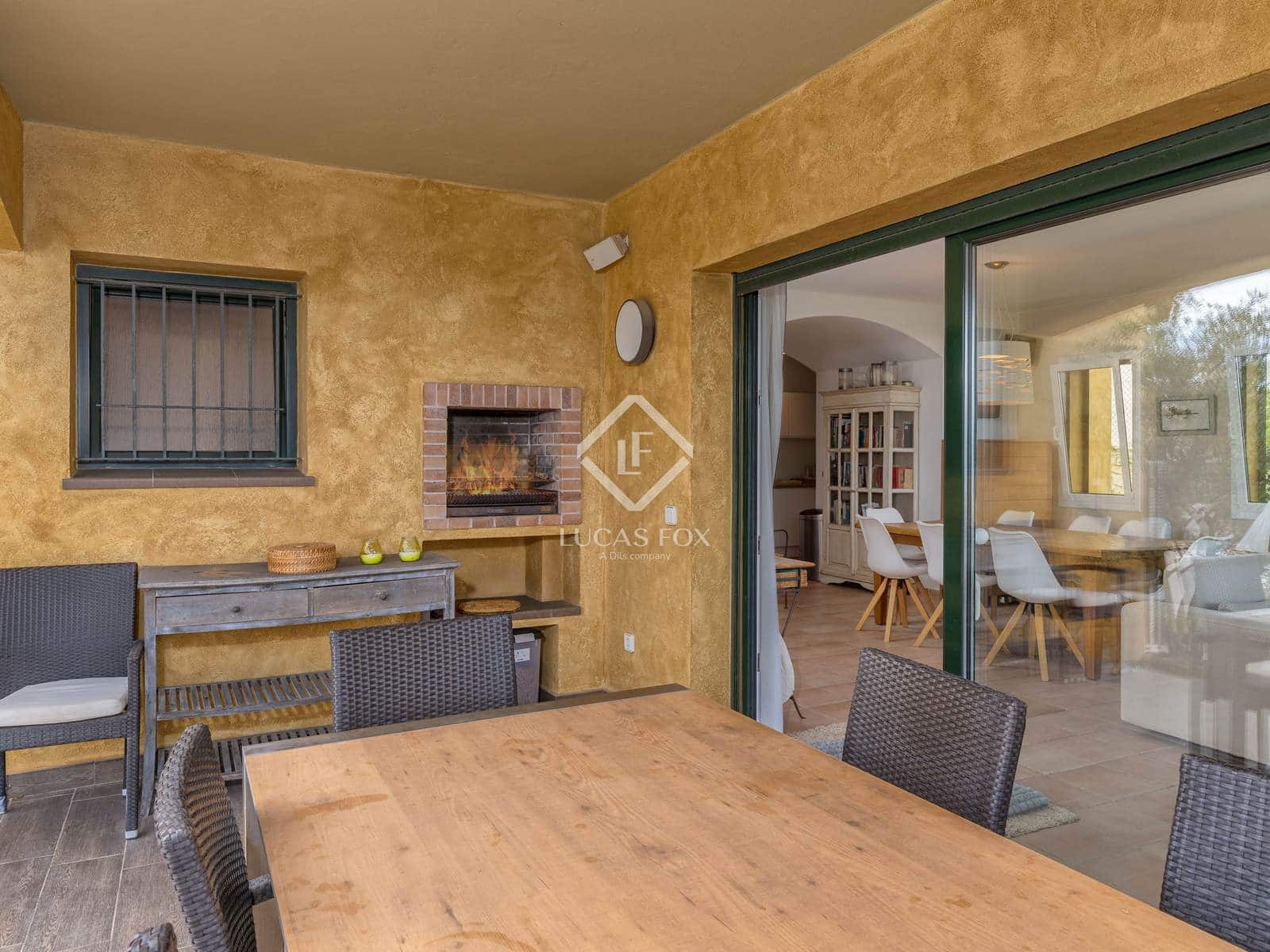 8 bedroom Villa for sale in Sa Riera with pool garage - € 1,850,000 (Ref: 9146209)