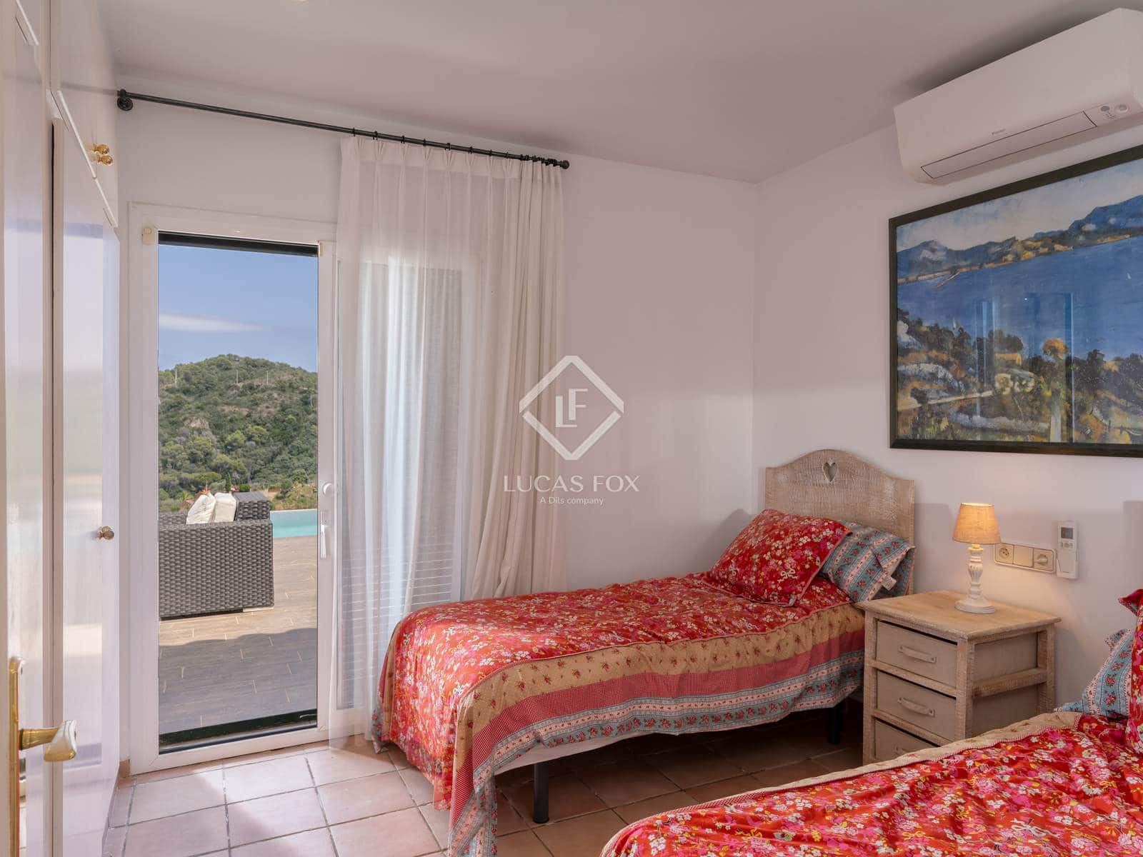 8 bedroom Villa for sale in Sa Riera with pool garage - € 1,850,000 (Ref: 9146209)