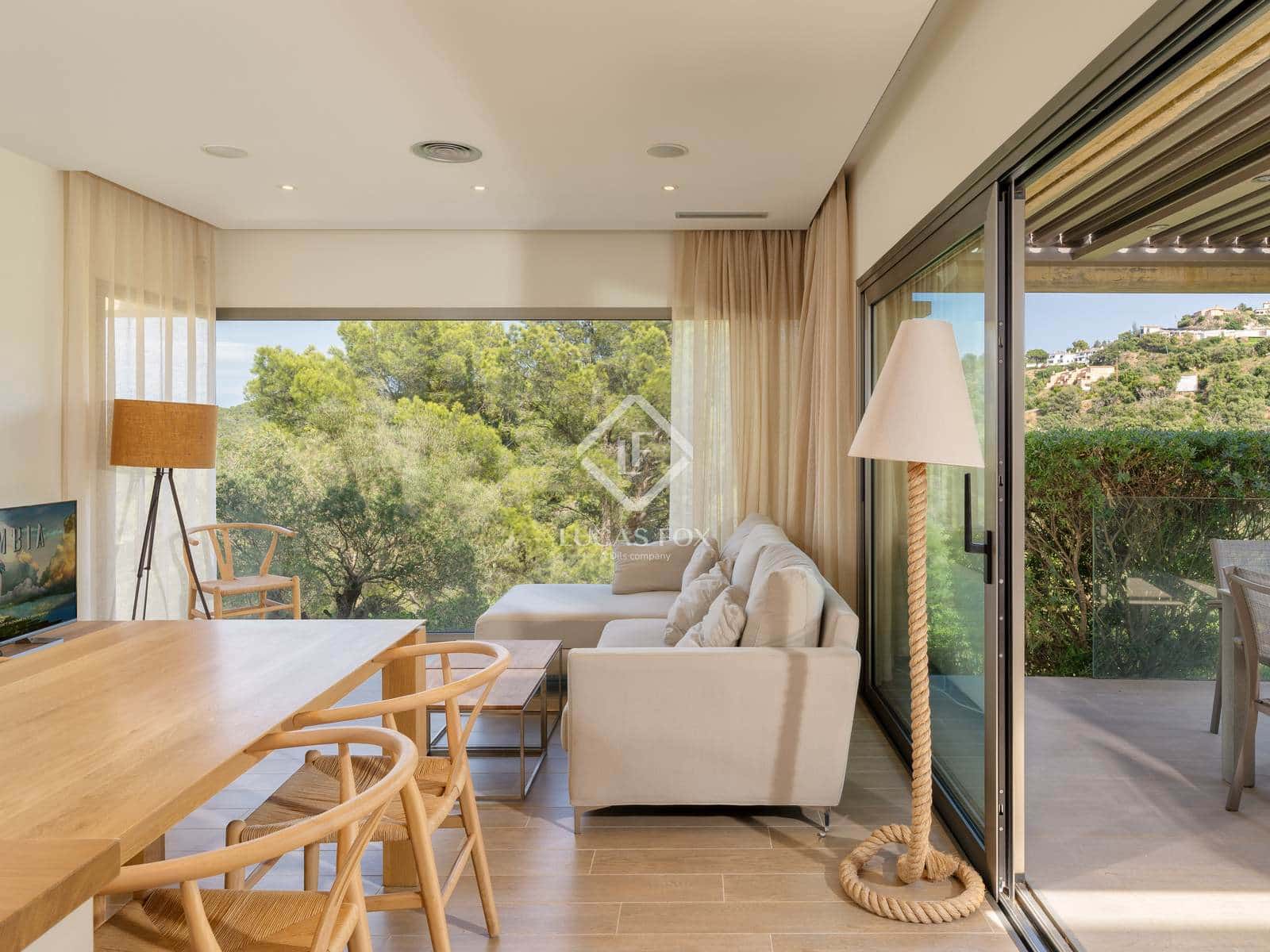 8 bedroom Villa for sale in Sa Riera with pool garage - € 1,850,000 (Ref: 9146209)