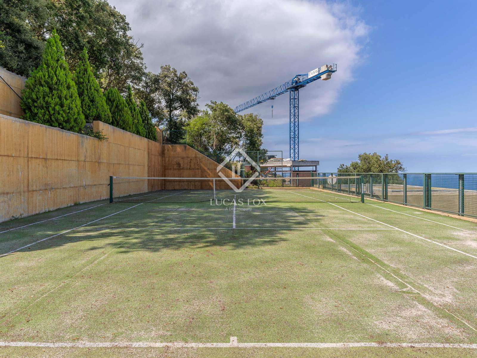 8 bedroom Villa for sale in Sa Riera with pool garage - € 1,850,000 (Ref: 9146209)