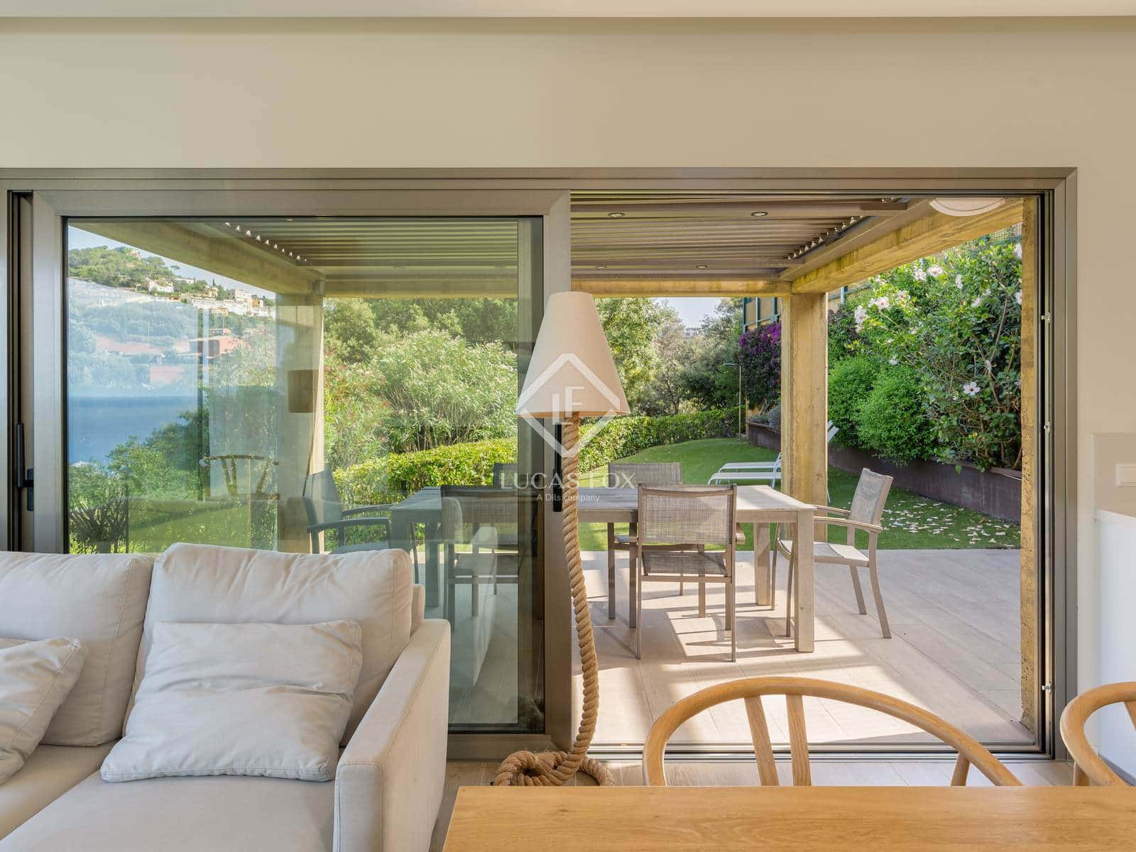 8 bedroom Villa for sale in Sa Riera with pool garage - € 1,850,000 (Ref: 9146209)