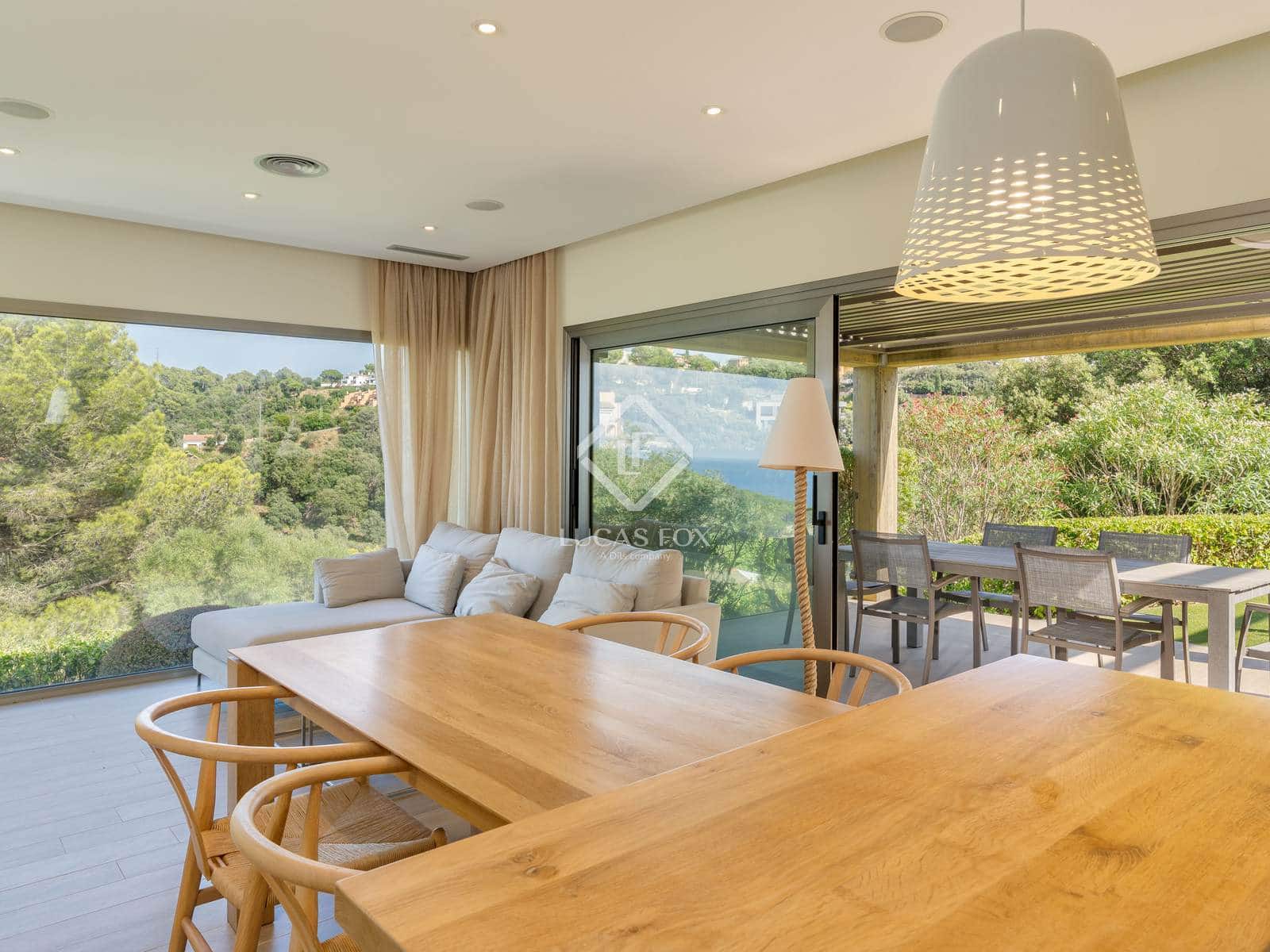 8 bedroom Villa for sale in Sa Riera with pool garage - € 1,850,000 (Ref: 9146209)