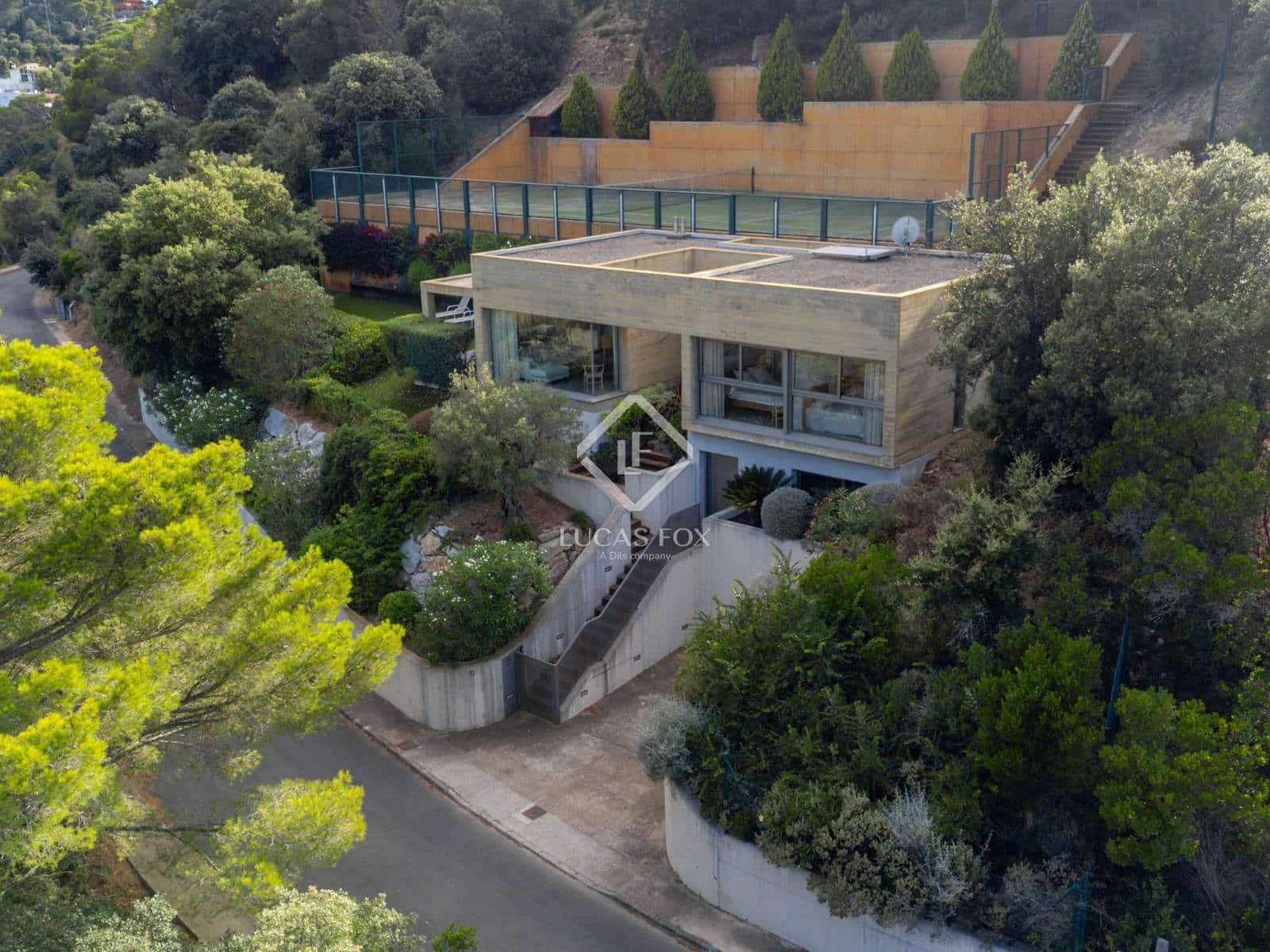 8 bedroom Villa for sale in Sa Riera with pool garage - € 1,850,000 (Ref: 9146209)