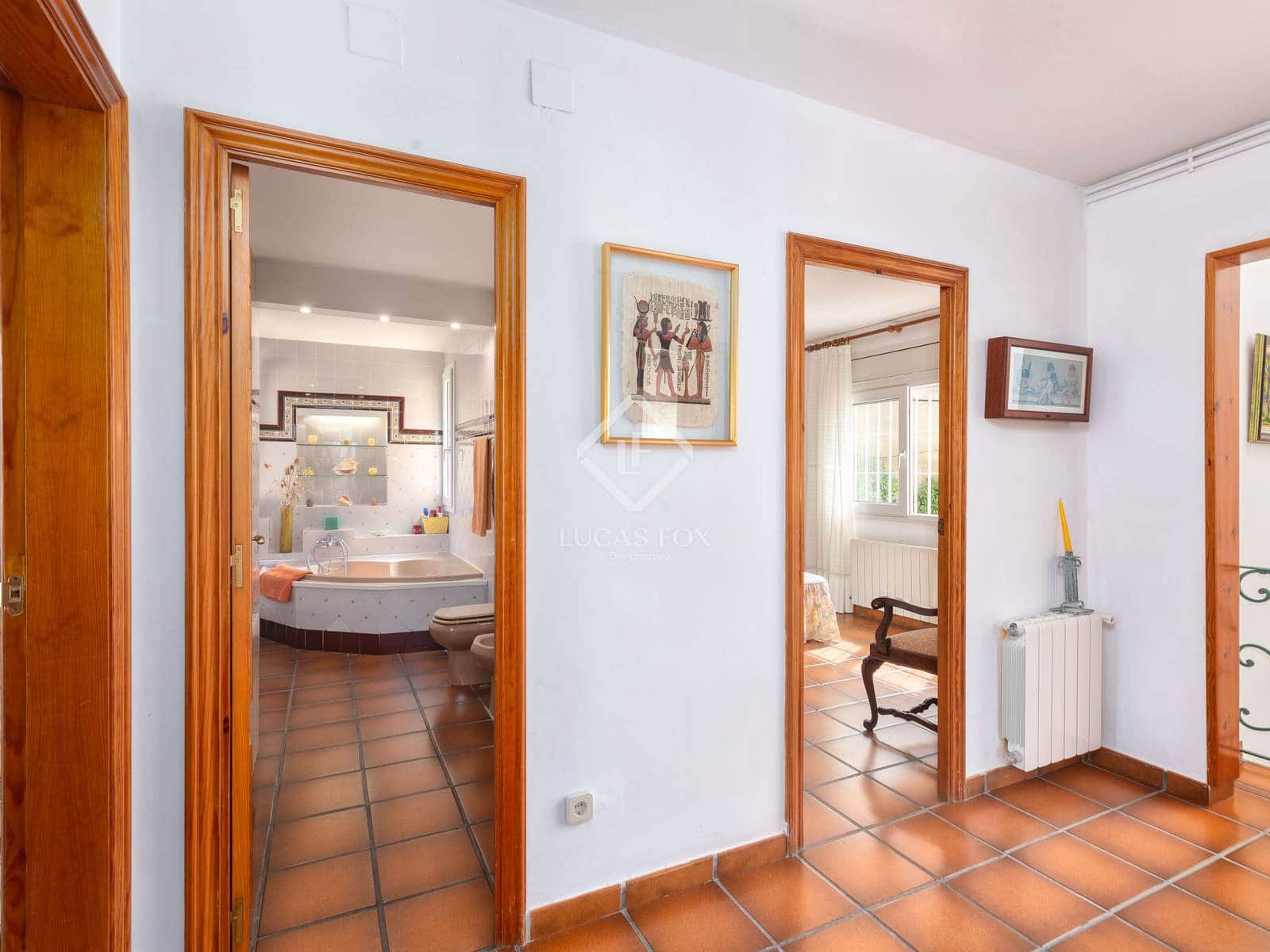 5 soverom Villa til salgs i Tossa de Mar med svømmebasseng garasje - € 735 000 (Ref: 9146502)