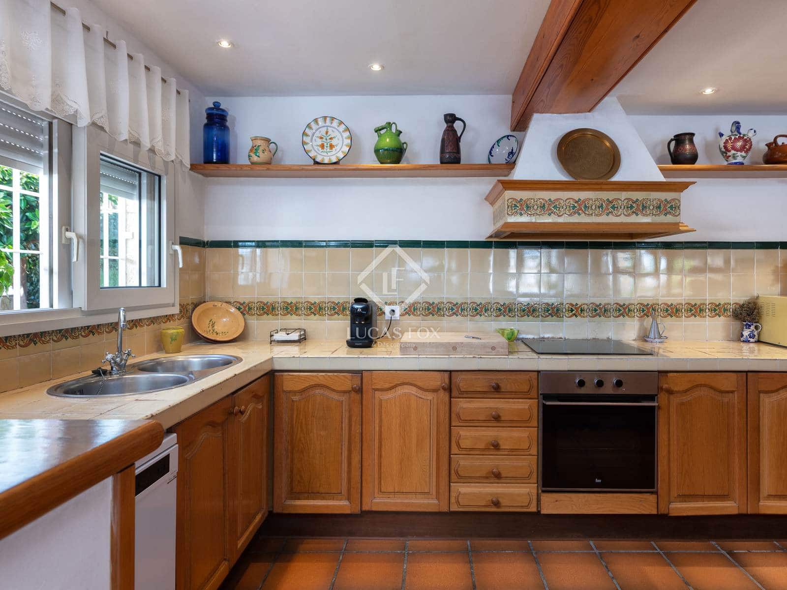 5 soverom Villa til salgs i Tossa de Mar med svømmebasseng garasje - € 735 000 (Ref: 9146502)