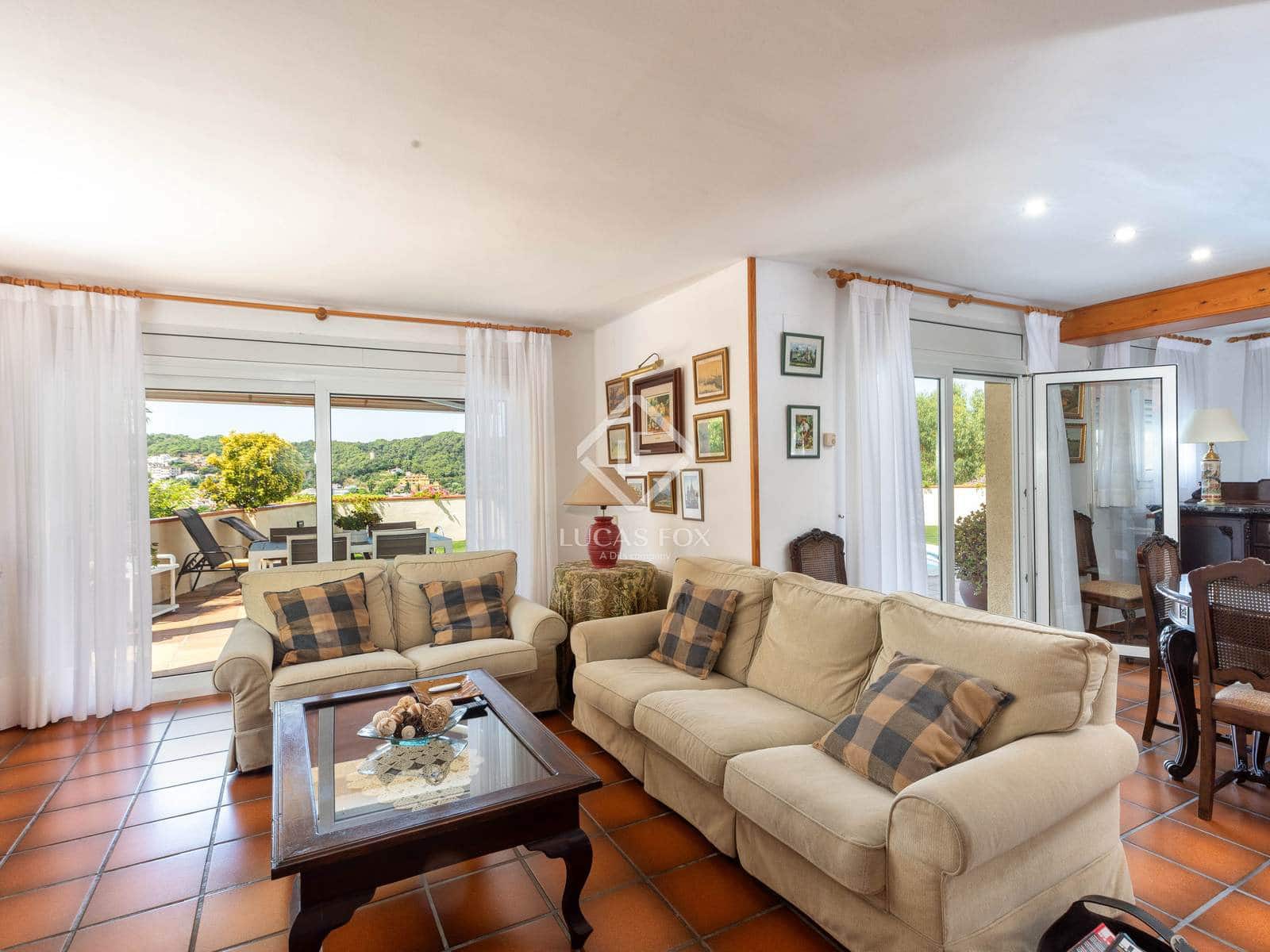 5 soverom Villa til salgs i Tossa de Mar med svømmebasseng garasje - € 735 000 (Ref: 9146502)