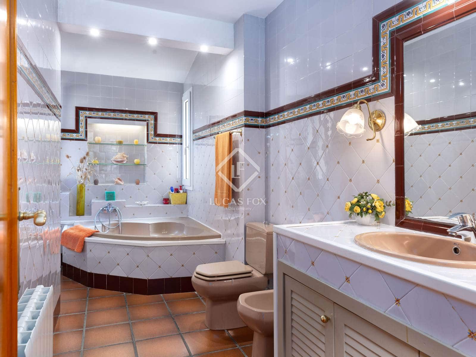 5 soverom Villa til salgs i Tossa de Mar med svømmebasseng garasje - € 735 000 (Ref: 9146502)