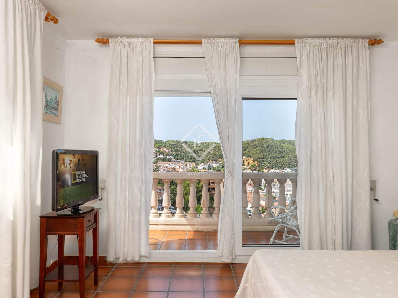 5 soverom Villa til salgs i Tossa de Mar med svømmebasseng garasje - € 735 000 (Ref: 9146502)