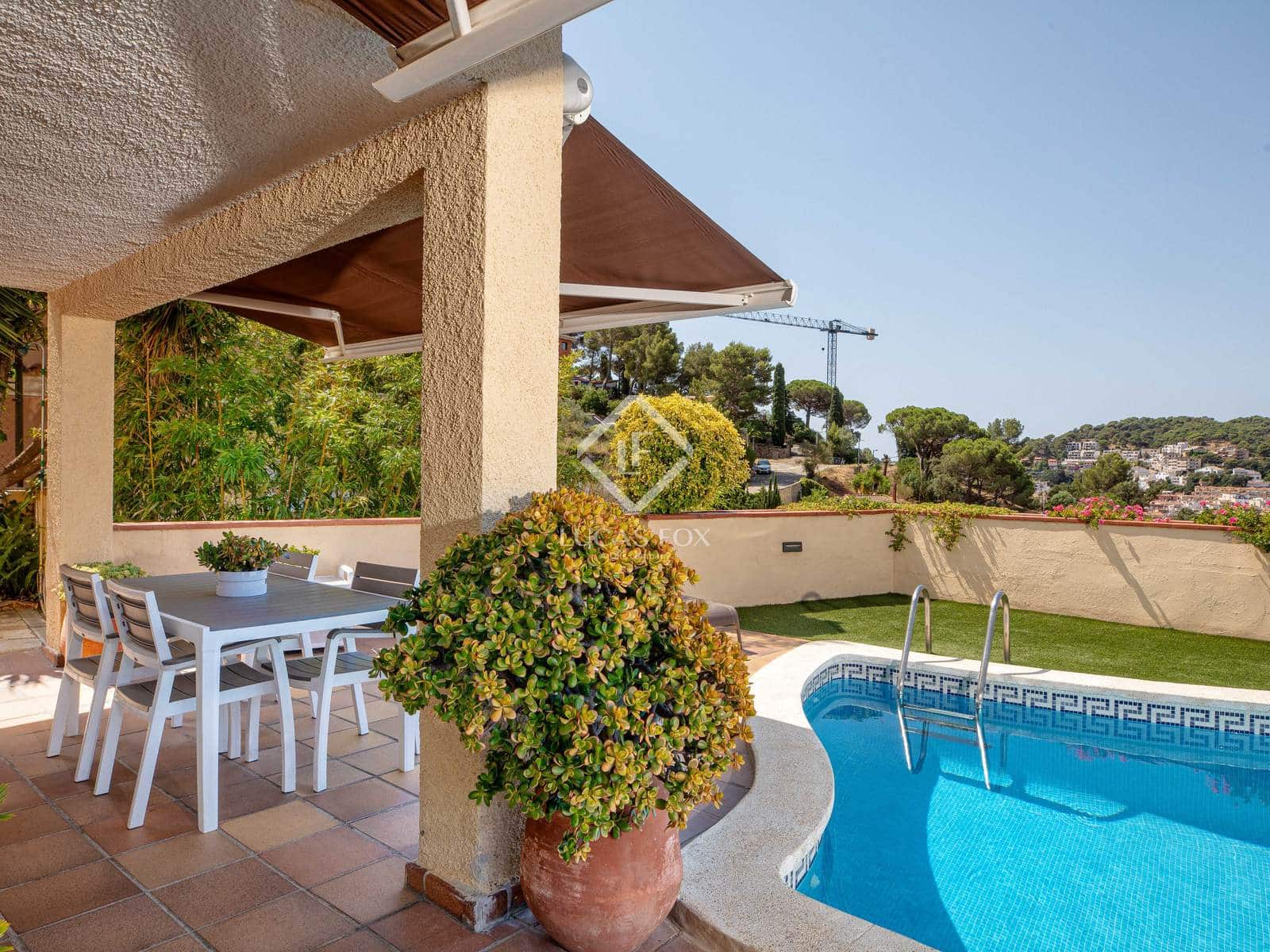 5 soverom Villa til salgs i Tossa de Mar med svømmebasseng garasje - € 735 000 (Ref: 9146502)
