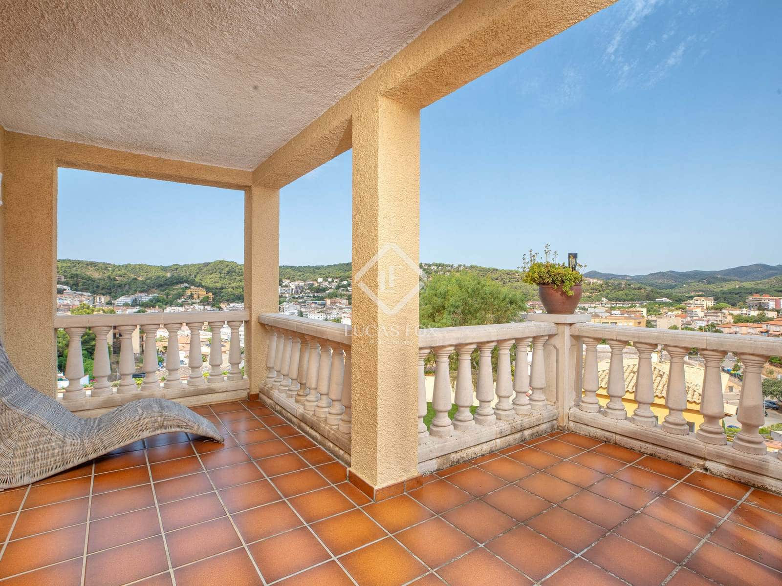 5 soverom Villa til salgs i Tossa de Mar med svømmebasseng garasje - € 735 000 (Ref: 9146502)