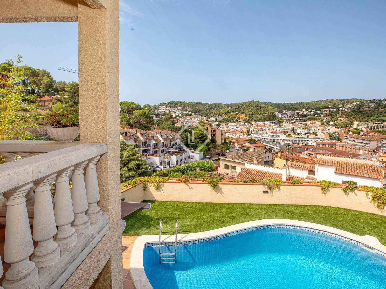 5 soverom Villa til salgs i Tossa de Mar med svømmebasseng garasje - € 735 000 (Ref: 9146502)