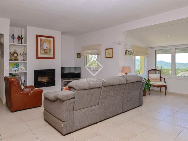 6 slaapkamer Villa te koop in Calonge i Sant Antoni met garage - € 540.000 (Ref: 9147949)