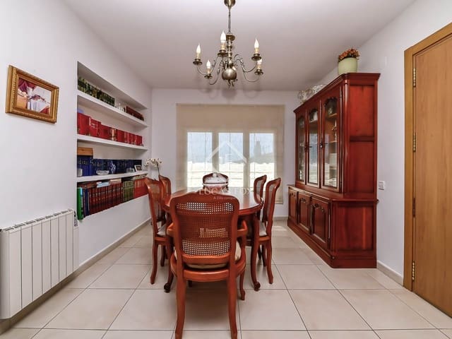 6 slaapkamer Villa te koop in Calonge i Sant Antoni met garage - € 540.000 (Ref: 9147949)