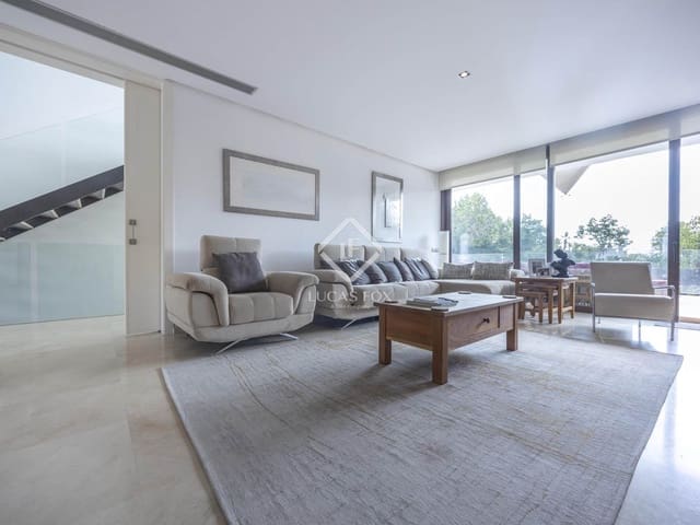 4 soverom Villa til salgs i Campolivar, Godella med svømmebasseng garasje - € 1 300 000 (Ref: 9148079)