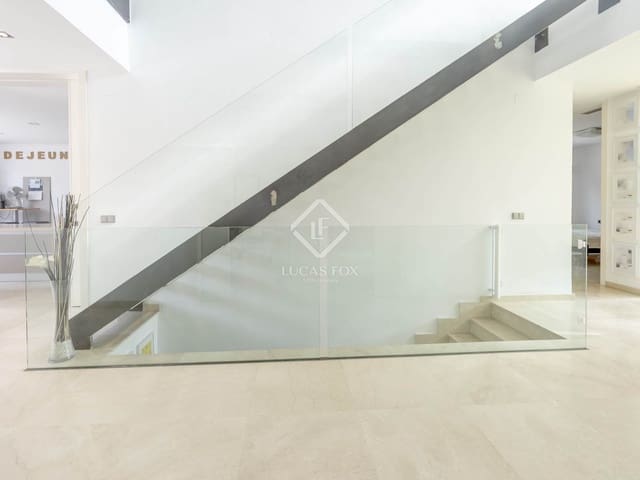 4 soverom Villa til salgs i Campolivar, Godella med svømmebasseng garasje - € 1 300 000 (Ref: 9148079)