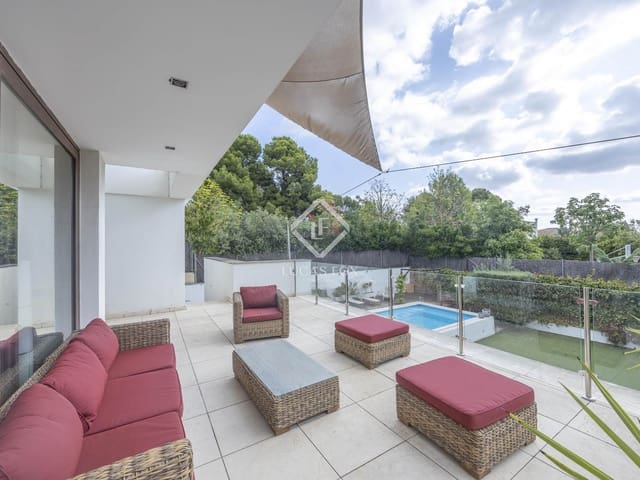 4 soverom Villa til salgs i Campolivar, Godella med svømmebasseng garasje - € 1 300 000 (Ref: 9148079)