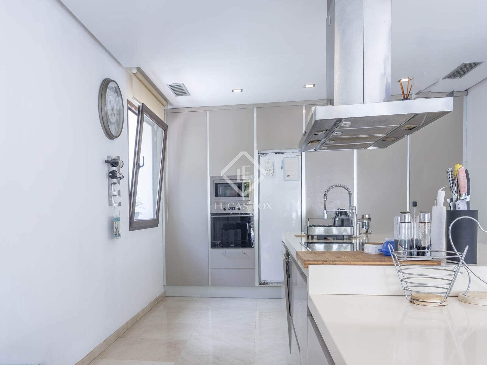 4 soveværelse Villa til salg i Campolivar med swimmingpool garage - € 1.300.000 (Ref: 9148079)