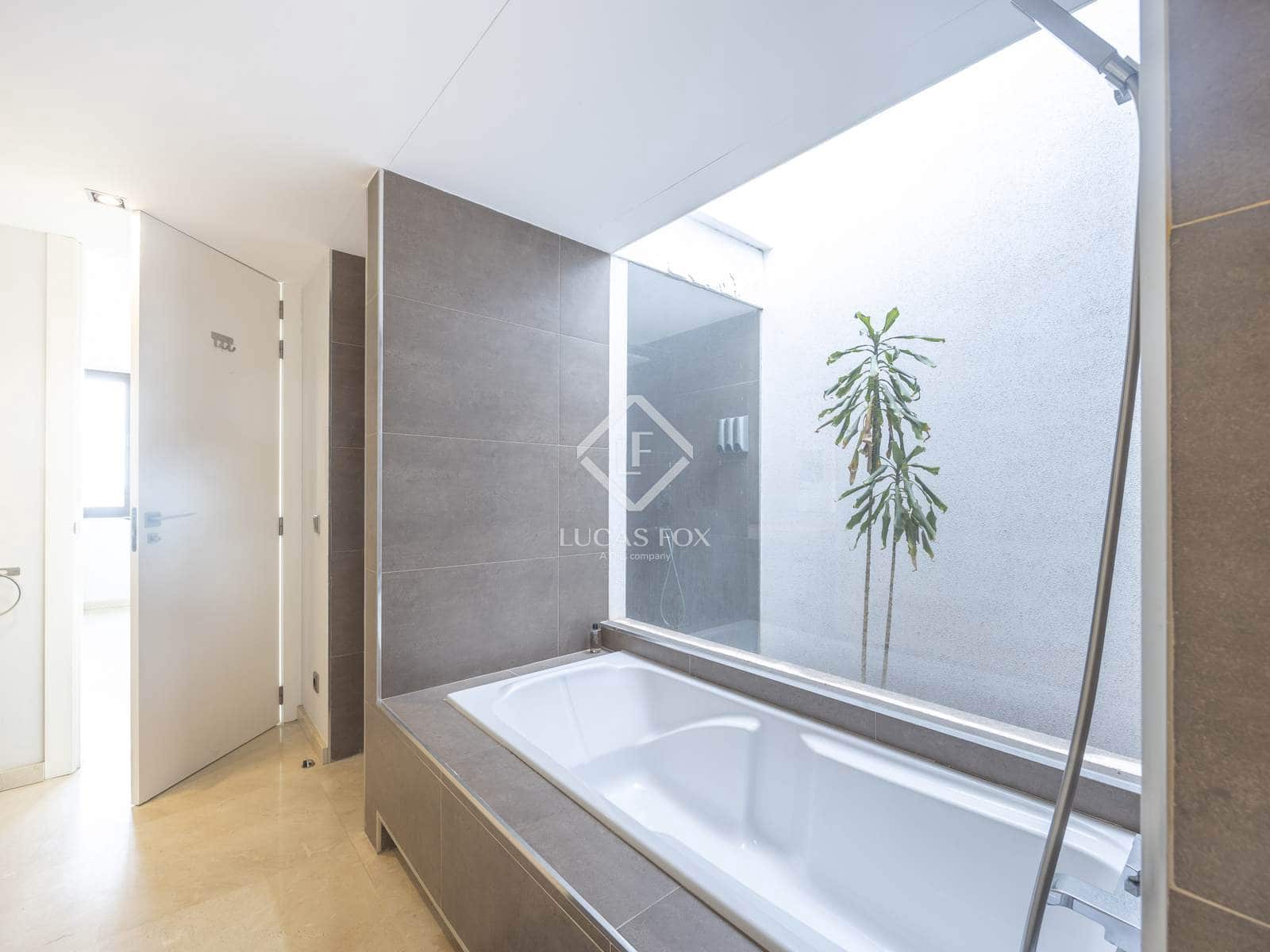 4 soveværelse Villa til salg i Campolivar med swimmingpool garage - € 1.300.000 (Ref: 9148079)