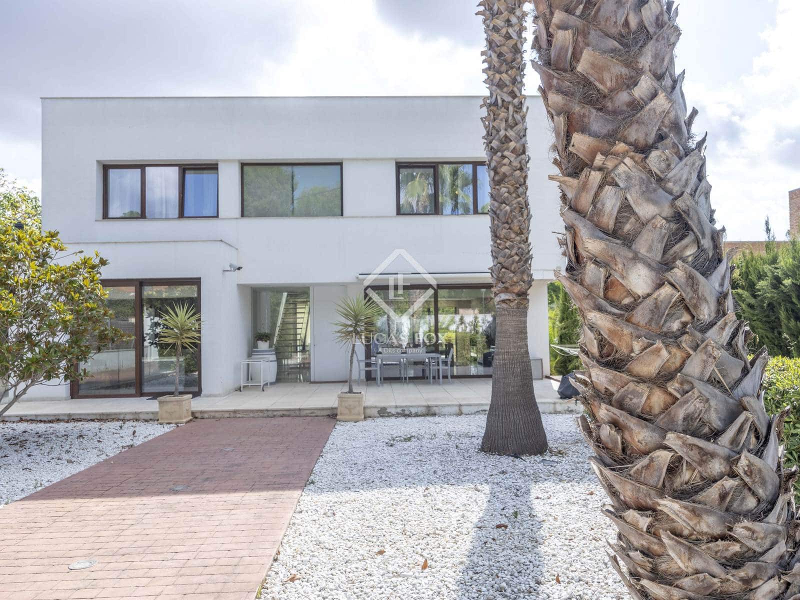 4 soveværelse Villa til salg i Campolivar med swimmingpool garage - € 1.300.000 (Ref: 9148079)