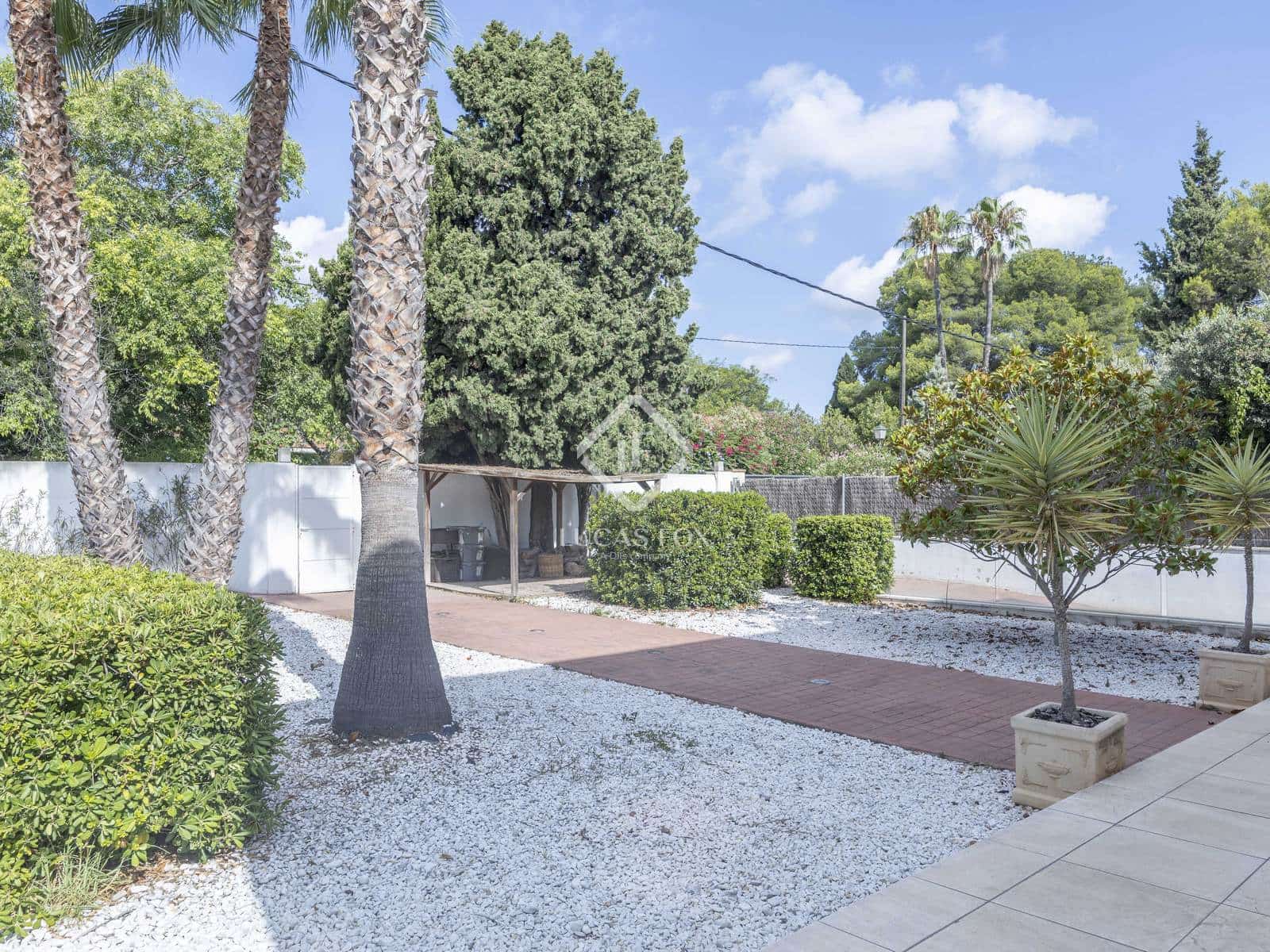 4 soveværelse Villa til salg i Campolivar med swimmingpool garage - € 1.300.000 (Ref: 9148079)