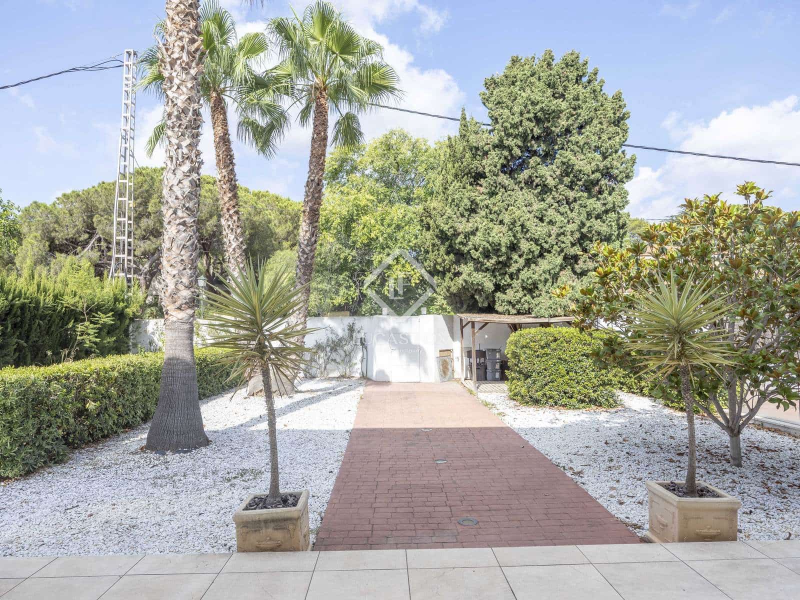 4 soveværelse Villa til salg i Campolivar med swimmingpool garage - € 1.300.000 (Ref: 9148079)