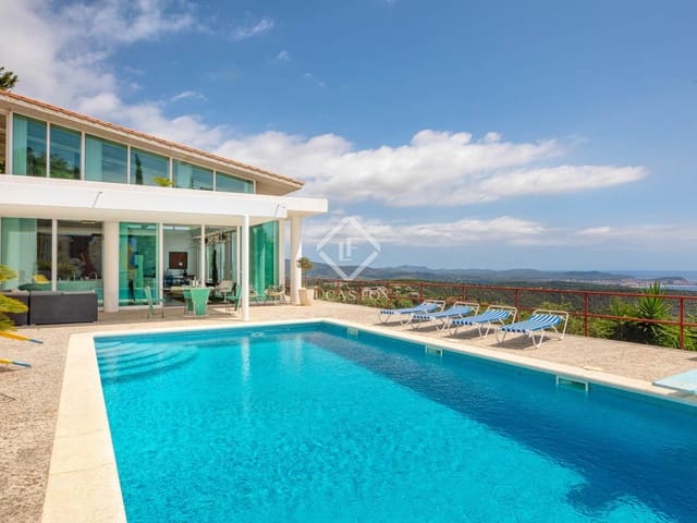 6 slaapkamer Villa te koop in Platja d'Aro, Castell-Platja d'Aro met zwembad garage - € 1.650.000 (Ref: 9149734)