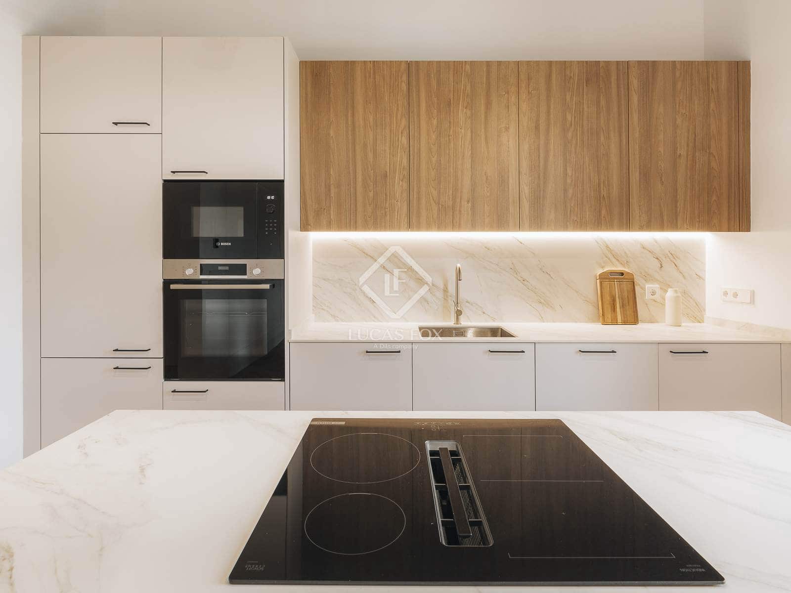 3 soveværelse Lejlighed til salg i Barcelona by - € 1.090.000 (Ref: 9150620)