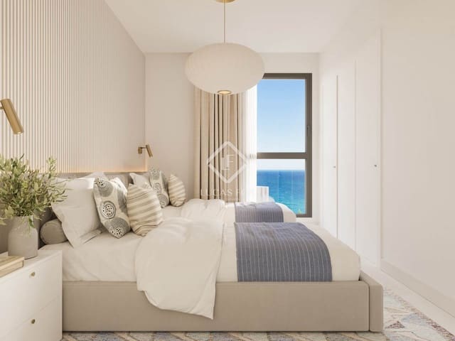3 slaapkamer Villa te koop in Málaga stad met zwembad garage - € 388.000 (Ref: 9150877)
