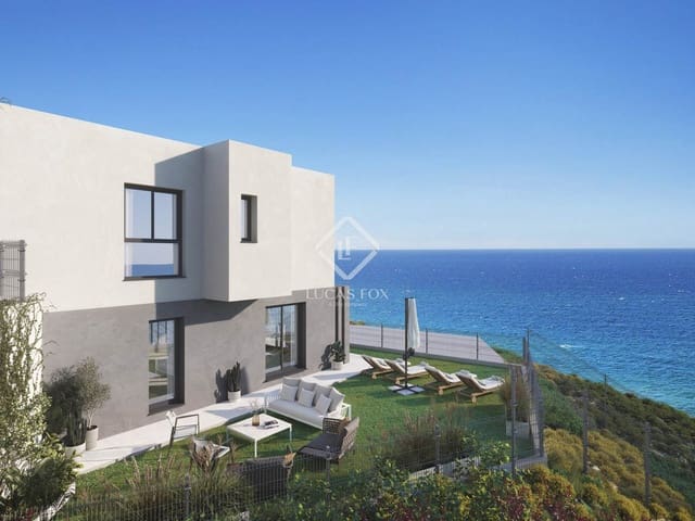 3 slaapkamer Villa te koop in Málaga stad met zwembad garage - € 388.000 (Ref: 9150877)