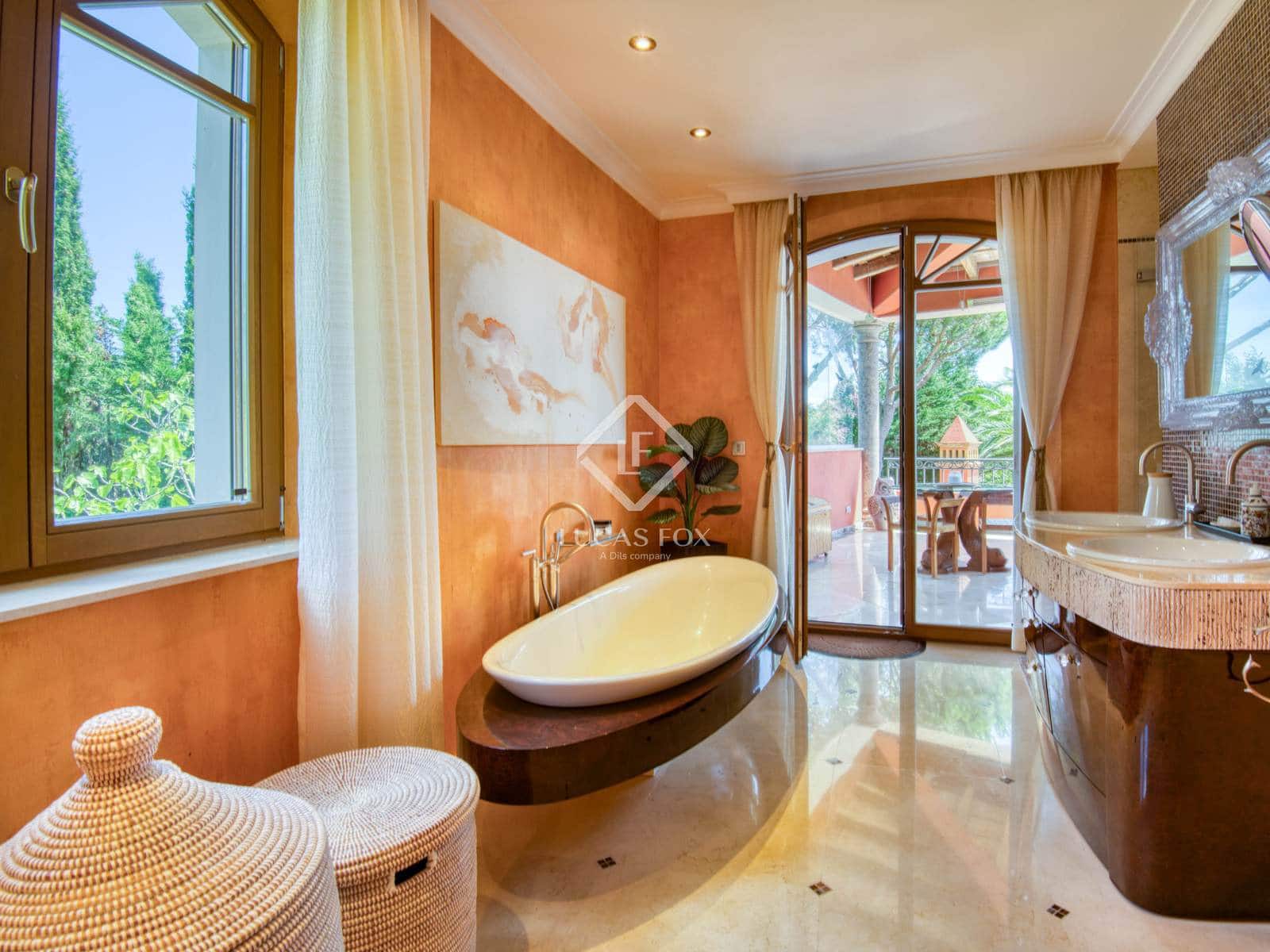 6 chambre Villa/Maison à vendre à Platja d'Aro avec piscine garage - 3 300 000 € (Ref: 9151121)