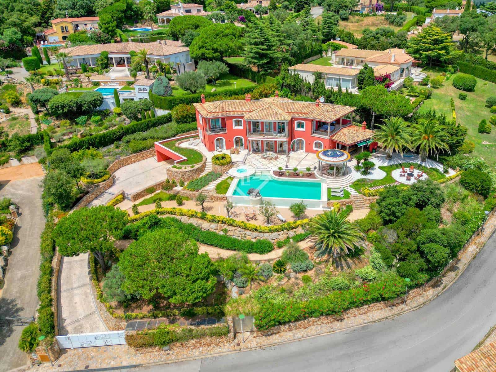 6 chambre Villa/Maison à vendre à Platja d'Aro avec piscine garage - 3 300 000 € (Ref: 9151121)