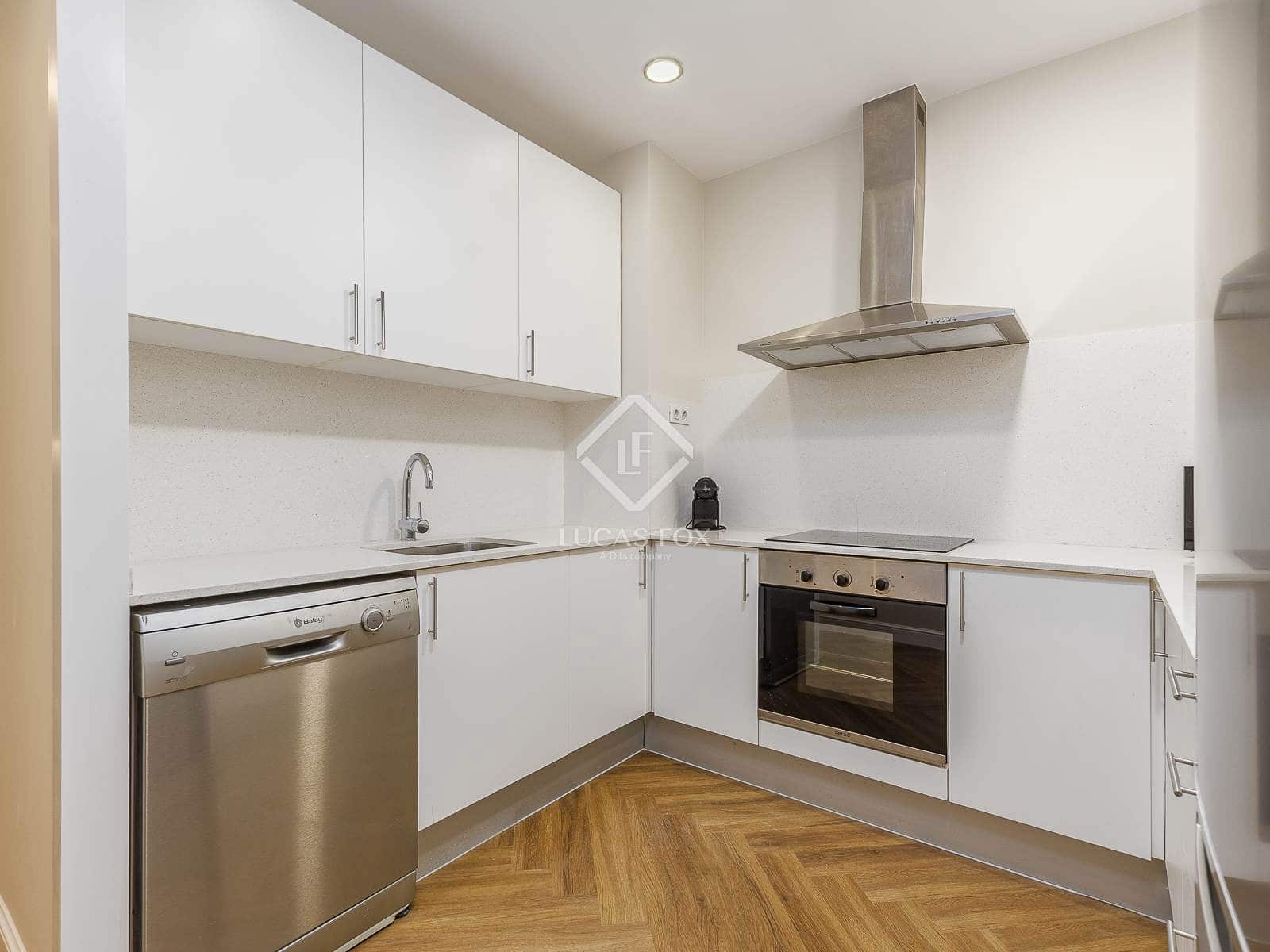 3 makuuhuone Huoneisto myytävänä paikassa Barcelona kaupunki mukana uima-altaan - 925 000 € (Ref: 9153209)