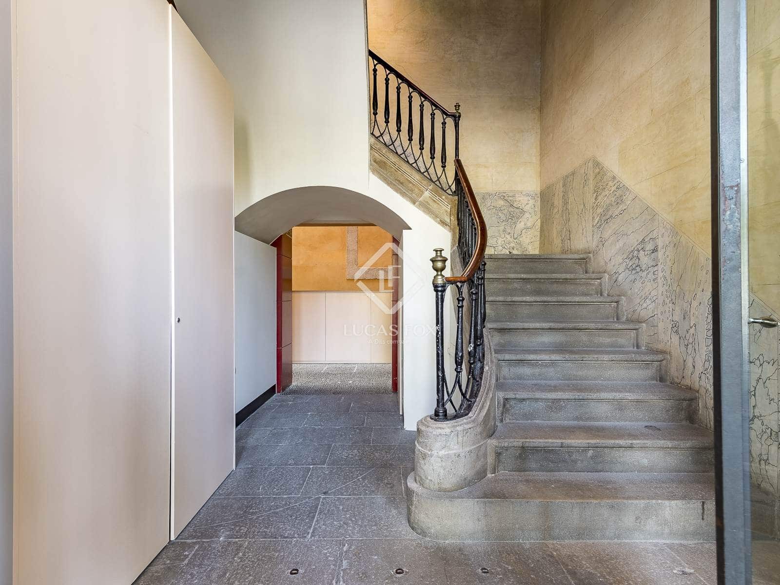 3 makuuhuone Huoneisto myytävänä paikassa Barcelona kaupunki mukana uima-altaan - 925 000 € (Ref: 9153209)