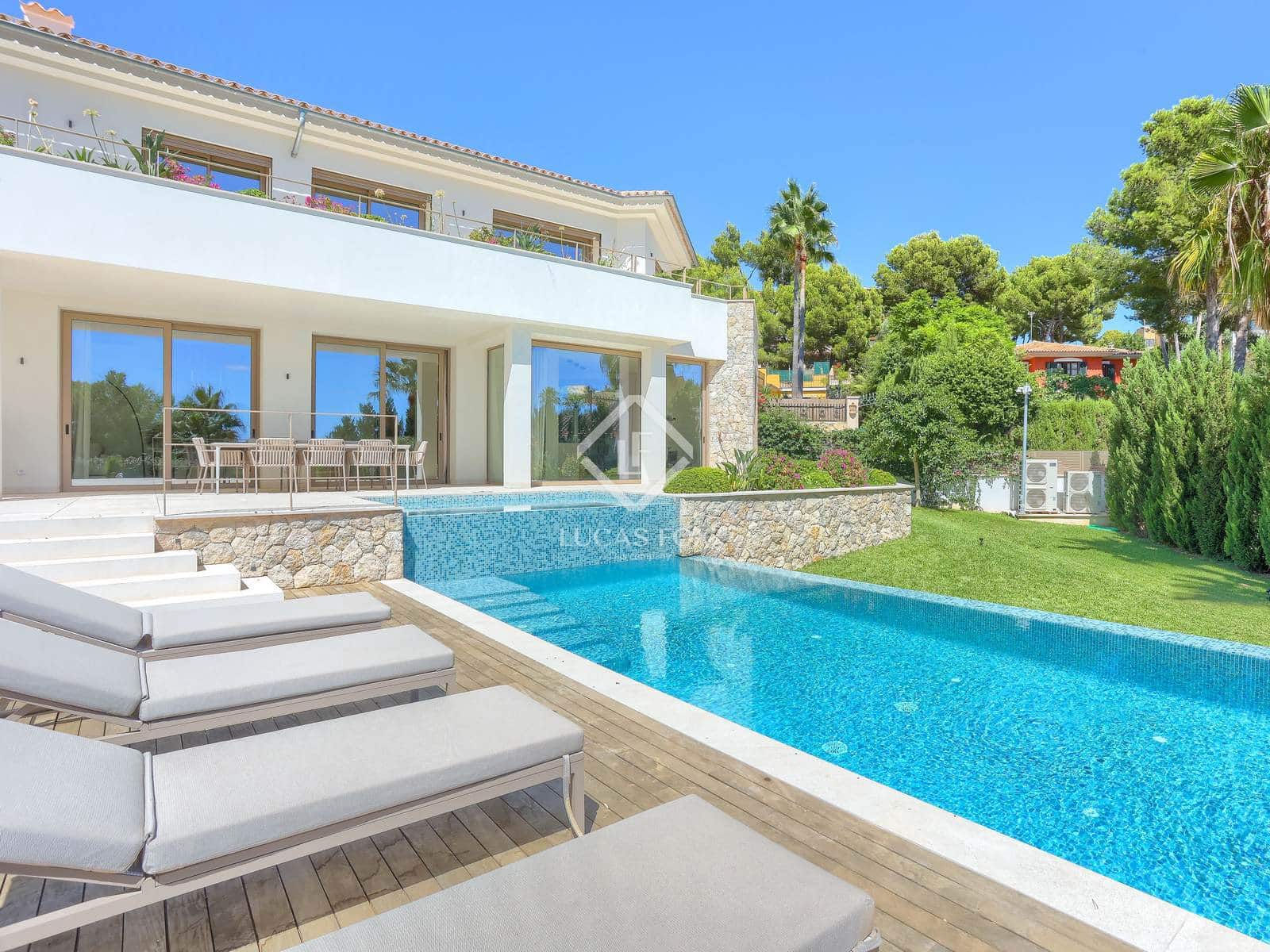 4 soveværelse Villa til salg i Bendinat med swimmingpool garage - € 7.200.000 (Ref: 9153217)