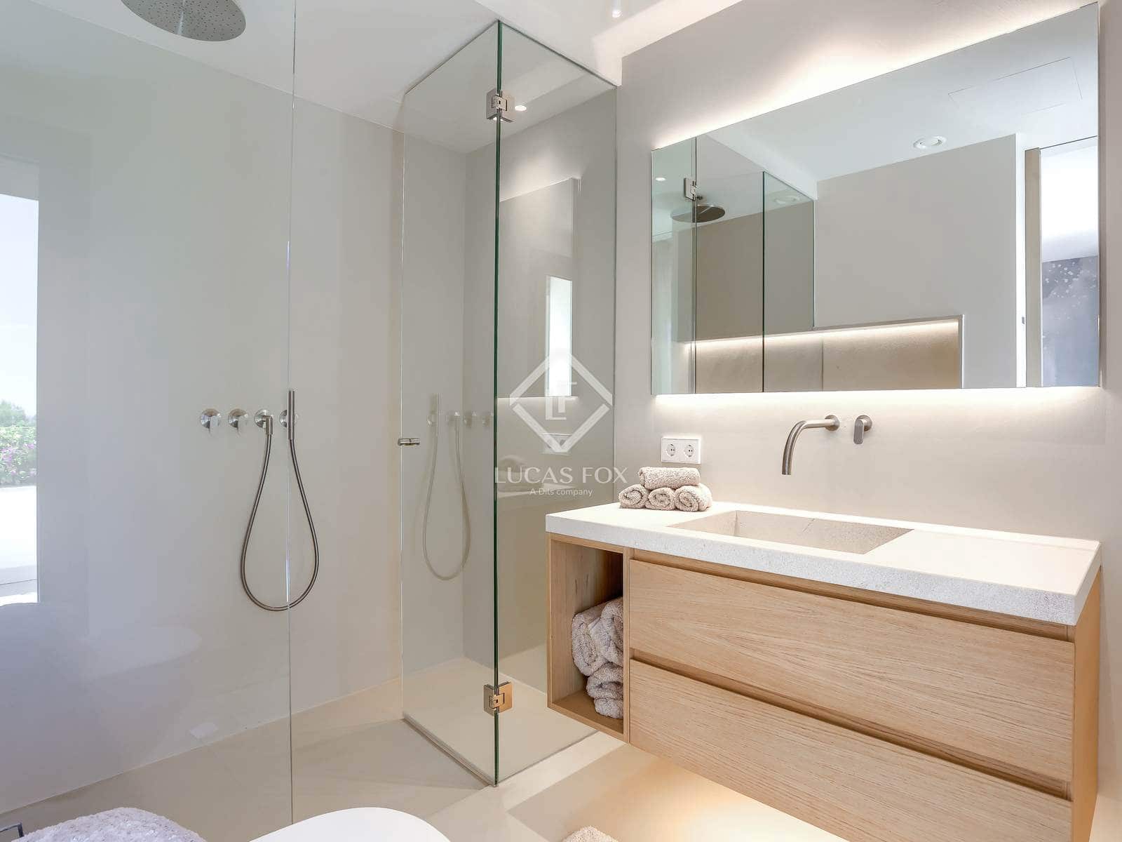 4 soveværelse Villa til salg i Bendinat med swimmingpool garage - € 7.200.000 (Ref: 9153217)